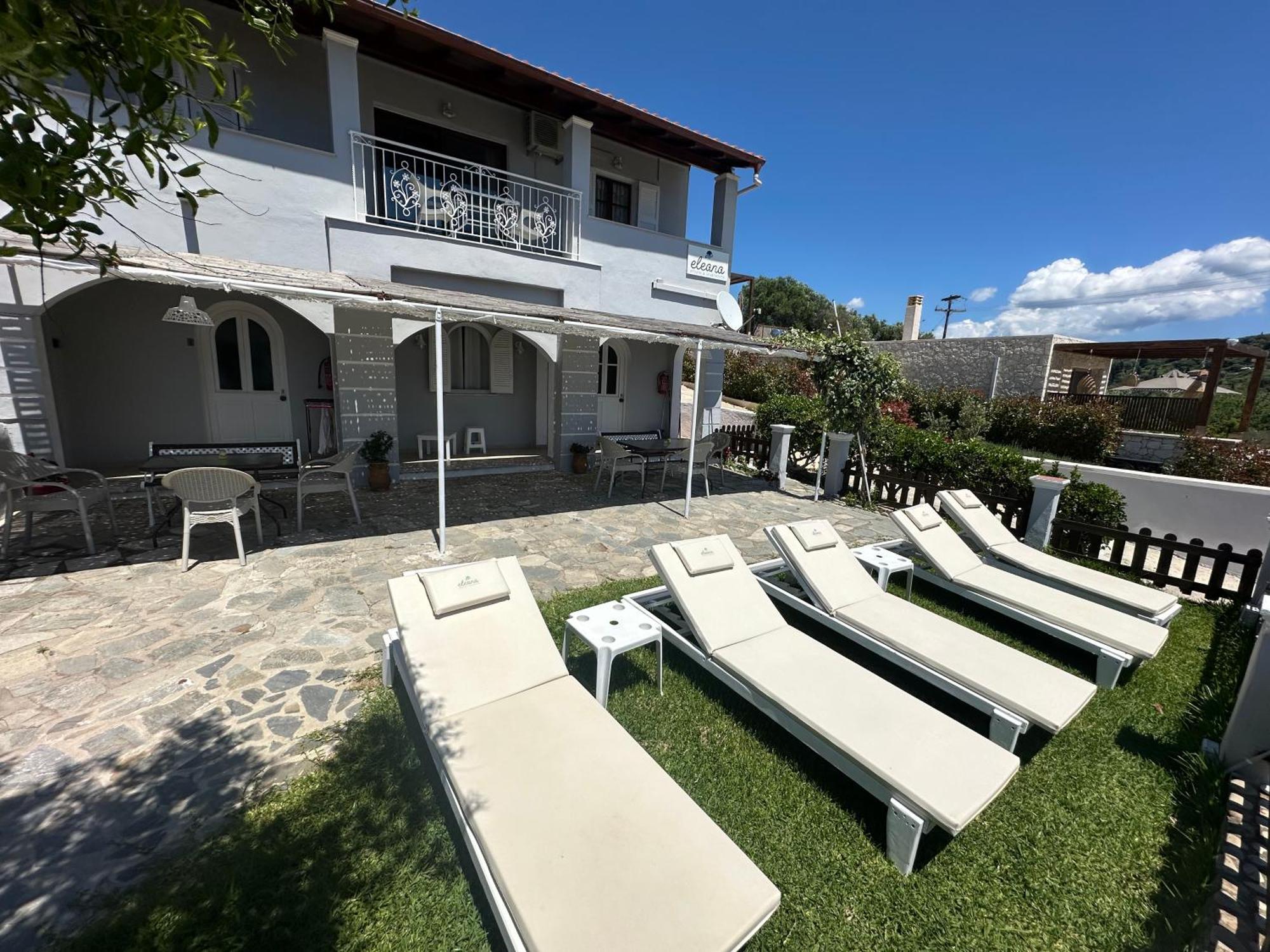 Eleana Apartments And Studios Agios Georgios Pagon Exterior photo